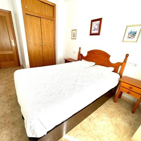 El Terremoto Apartment Torrevieja Esterno foto